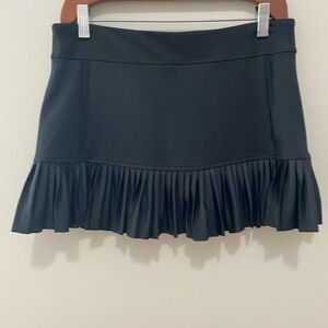 Inphorm Chic Black Pleated Mini Skort